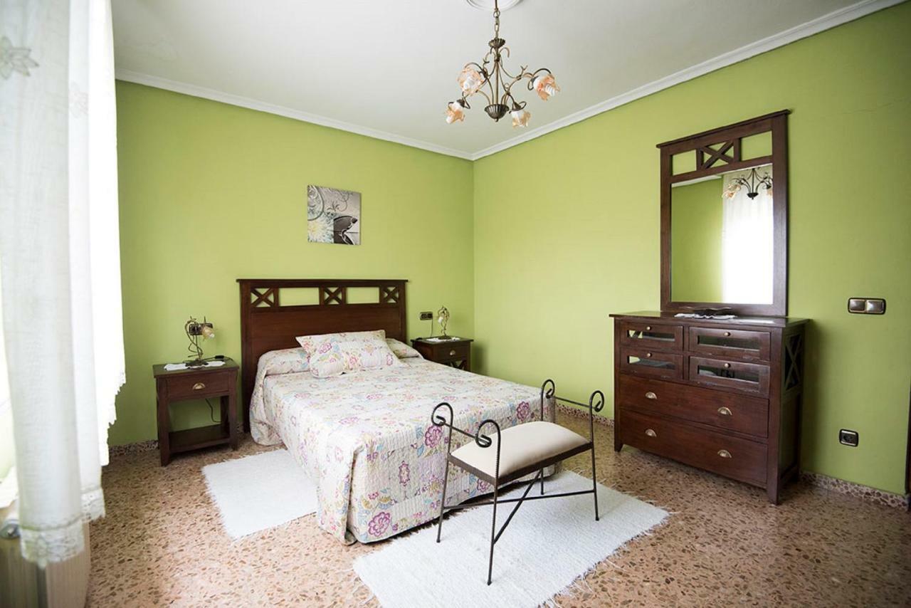 Maria La Carbayeda Guest House ลูอันโก ภายนอก รูปภาพ
